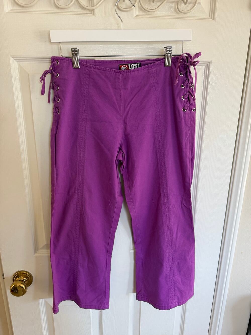 Lost Enterprises True Y2K low rise capris size 27 (7)